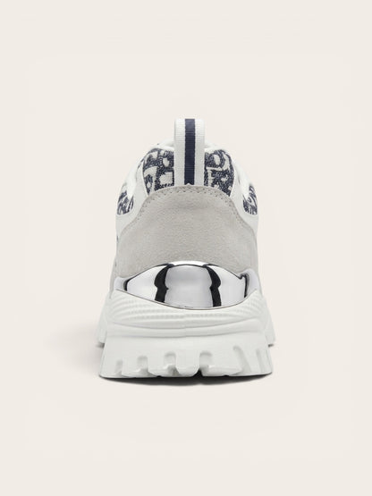 Chunky Monogram Sneakers – Vit